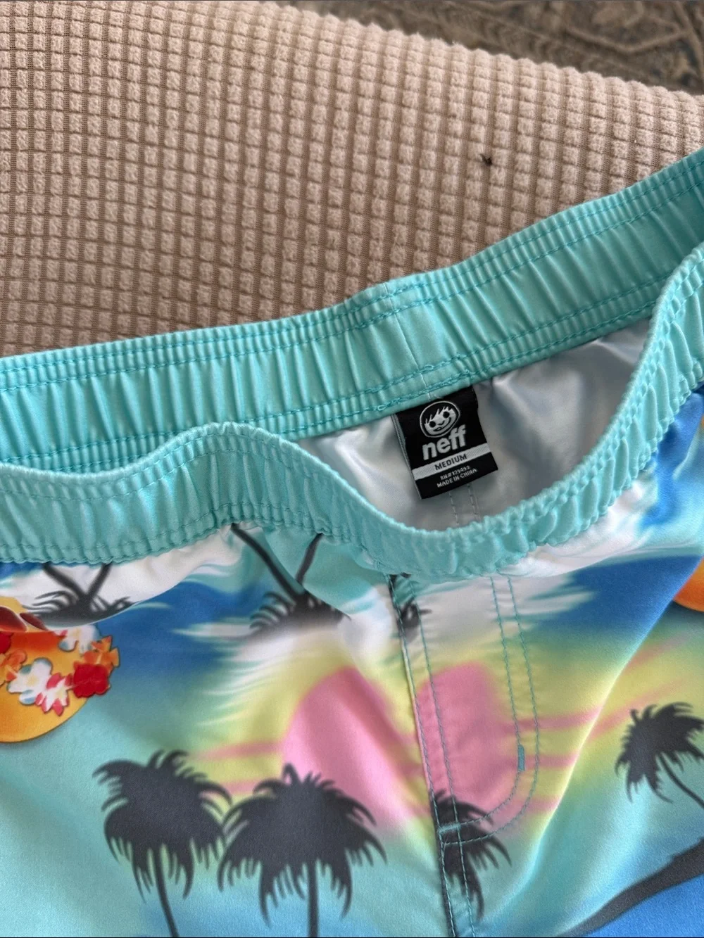 Neff Size M Aqua Multi Rubber Duck Palm Print Swim Shorts
